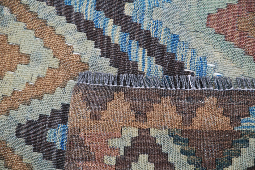 Kilim 4’ 8″ x 6’ 6″ - No. AV68543 - ALRUG Rug Store