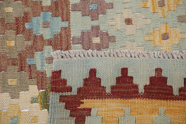 Kilim 5’ 8″ x 7’ 8″ - No. AV36385 - ALRUG Rug Store