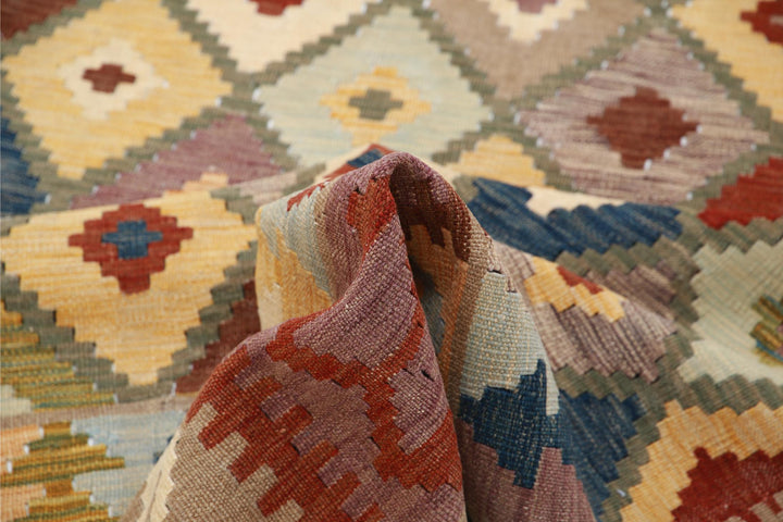 Kilim 6’ 2″ x 7’ 11” - No. AV23736 - ALRUG Rug Store