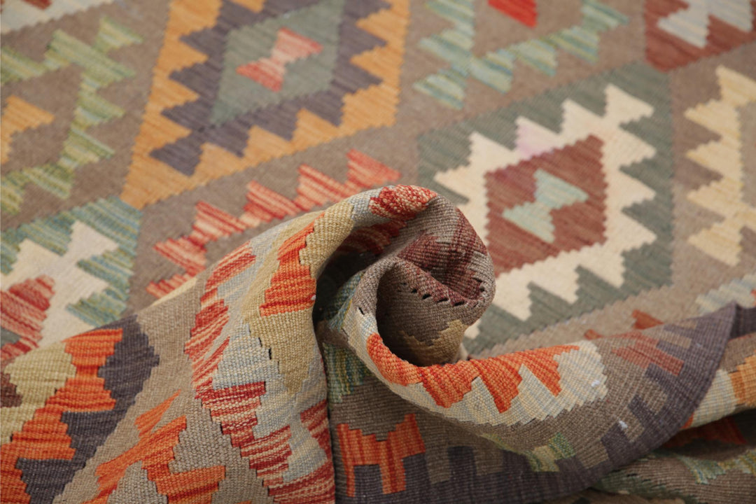 Kilim 6’ 6″ x 9’ 6″ - No. AV87262 - ALRUG Rug Store