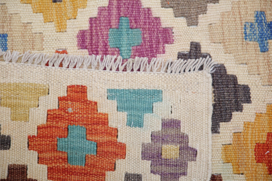 Kilim 6’ 6″ x 9’ 10” - No. AV29097 - ALRUG Rug Store