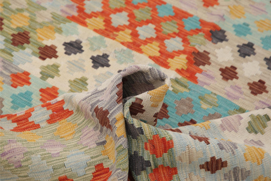 Kilim 4’ 1″ x 5’ 8″ - No. AV99487 - ALRUG Rug Store