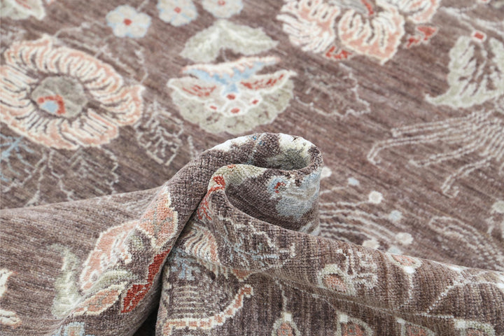 Artemix 7’ 9″ x 10’ 11” - No. AV68020 - ALRUG Rug Store