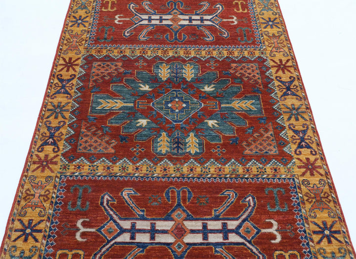 Humna 3’ 11” x 6’ 4″ - No. AV15302 - ALRUG Rug Store