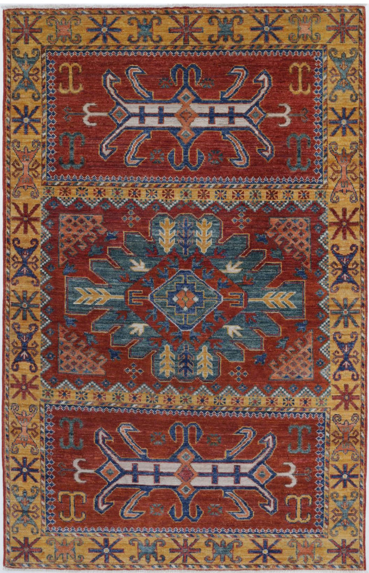 Humna 3’ 11” x 6’ 4″ - No. AV15302 - ALRUG Rug Store