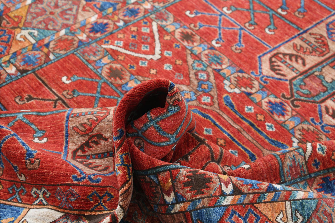 Humna 5’ 6″ x 8’ 3″ - No. AV85976 - ALRUG Rug Store