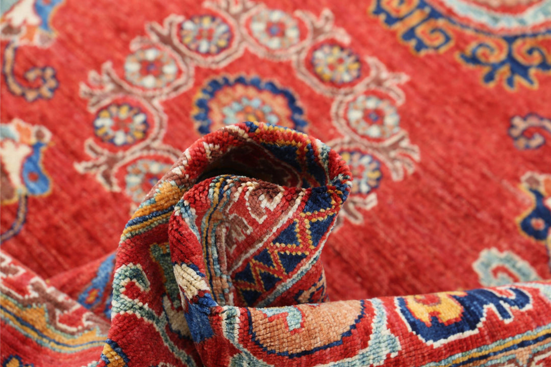 Humna 5’ 9″ x 8’ 8″ - No. AV34119 - ALRUG Rug Store