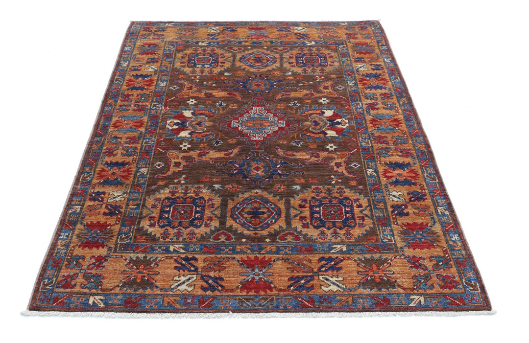 Humna 4’ 2″ x 5’ 9″ - No. AV93524 - ALRUG Rug Store