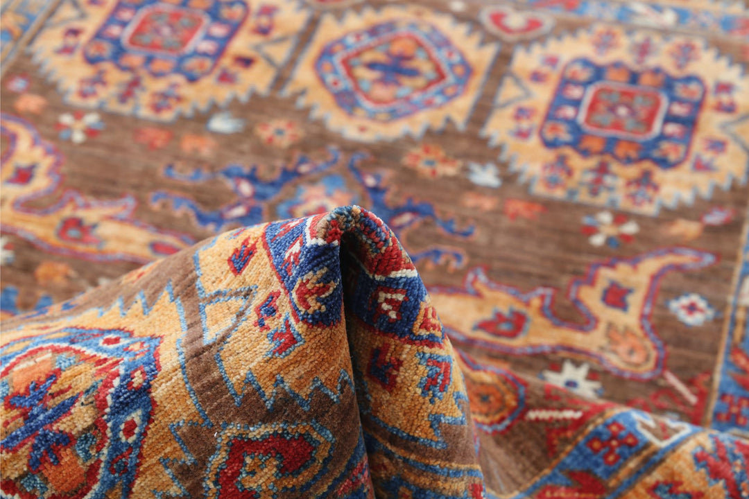 Humna 4’ 2″ x 5’ 9″ - No. AV93524 - ALRUG Rug Store