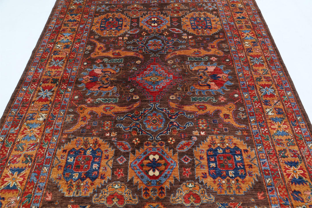 Humna 6’ 0″ x 8’ 7″ - No. AV19998 - ALRUG Rug Store