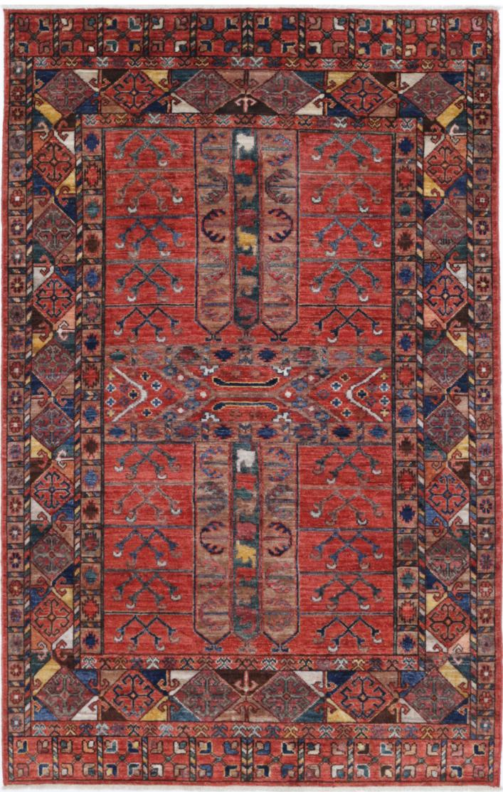 Humna 3’ 10” x 6’ 2″ - No. AV51487 - ALRUG Rug Store