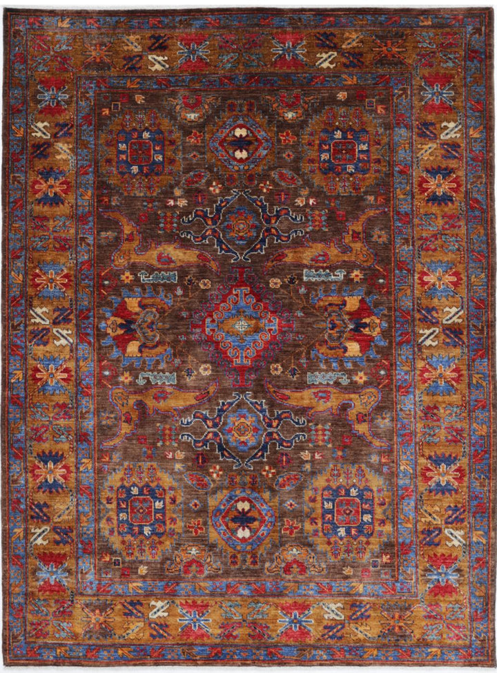 Humna 4’ 11” x 6’ 9″ - No. AV60543 - ALRUG Rug Store