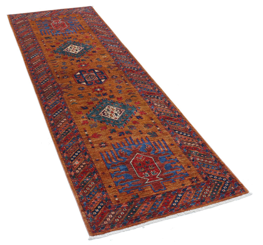 Humna 2’ 7″ x 7’ 7″ - No. AV96644 - ALRUG Rug Store