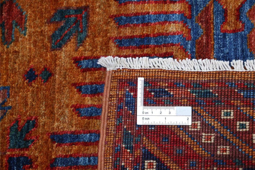 Humna 2’ 7″ x 7’ 7″ - No. AV96644 - ALRUG Rug Store