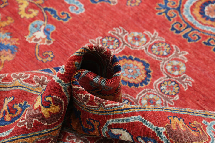 Humna 5’ 10” x 9’ 1″ - No. AV35984 - ALRUG Rug Store