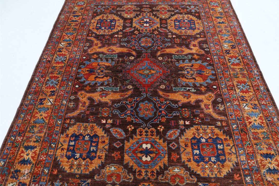 Humna 6’ 0″ x 8’ 10” - No. AV23484 - ALRUG Rug Store
