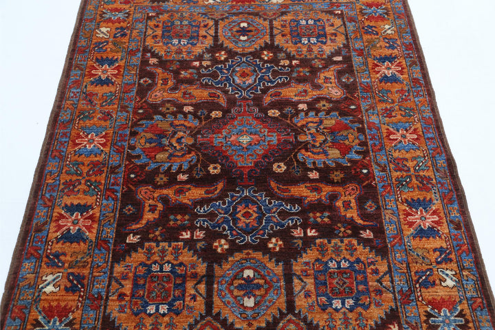 Humna 4’ 1″ x 5’ 7″ - No. AV14897 - ALRUG Rug Store