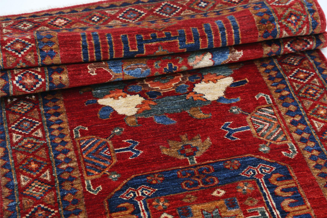 Humna 2’ 7″ x 9’ 5″ - No. AV64815 - ALRUG Rug Store