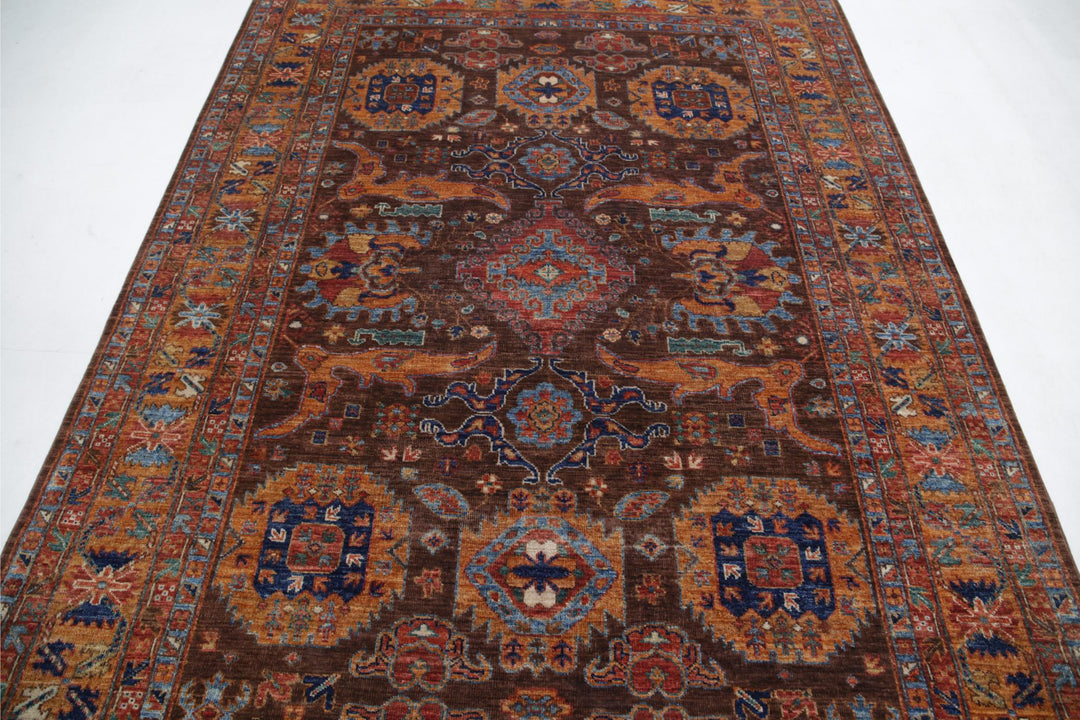 Humna 6’ 0″ x 8’ 8″ - No. AV39203 - ALRUG Rug Store
