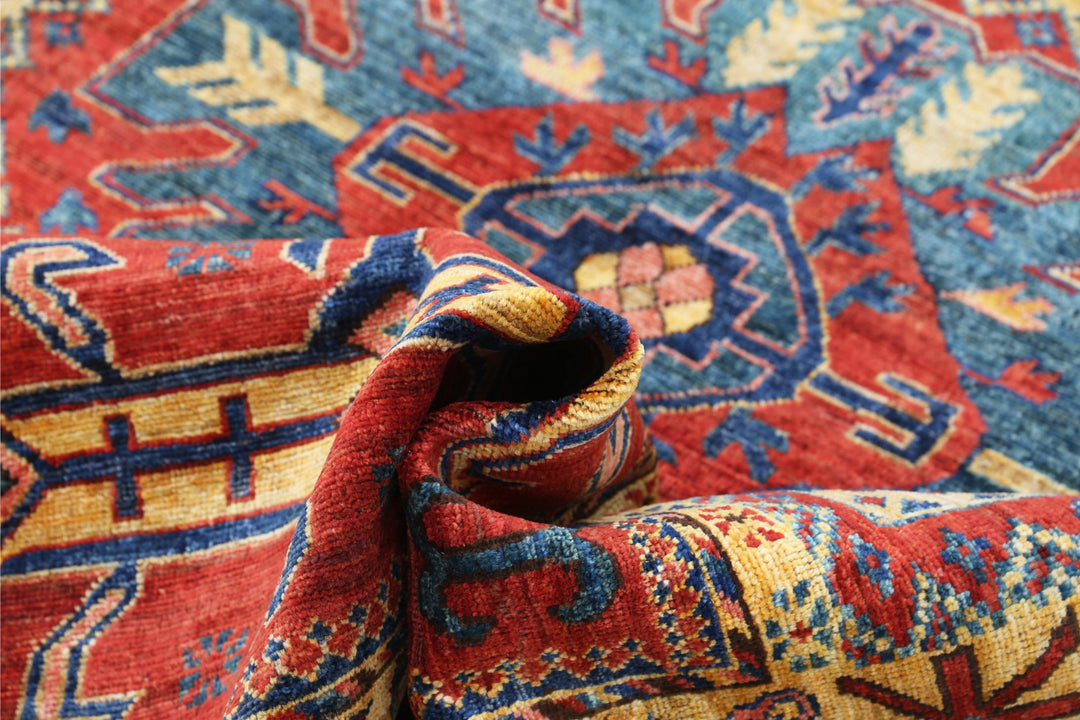 Humna 4’ 1″ x 6’ 0″ - No. AV70992 - ALRUG Rug Store