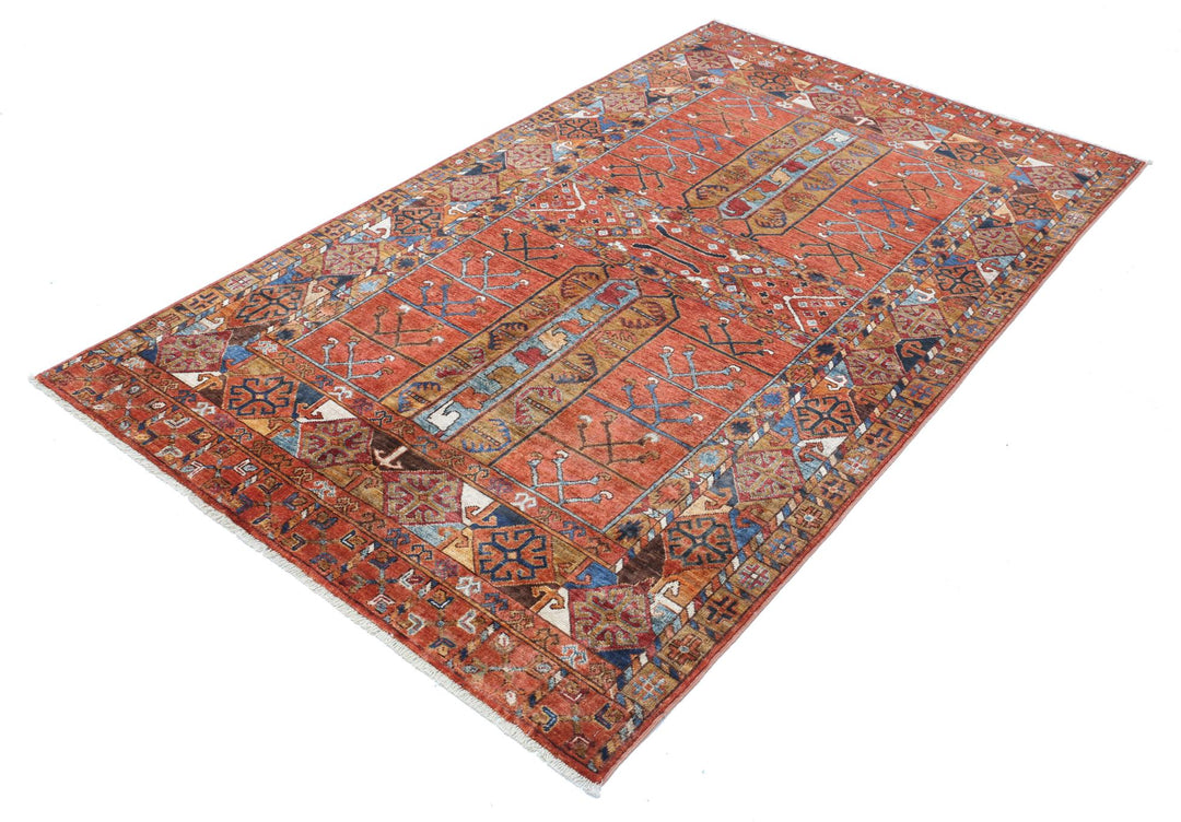 Humna 4’ 2″ x 7’ 0″ - No. AV64182 - ALRUG Rug Store