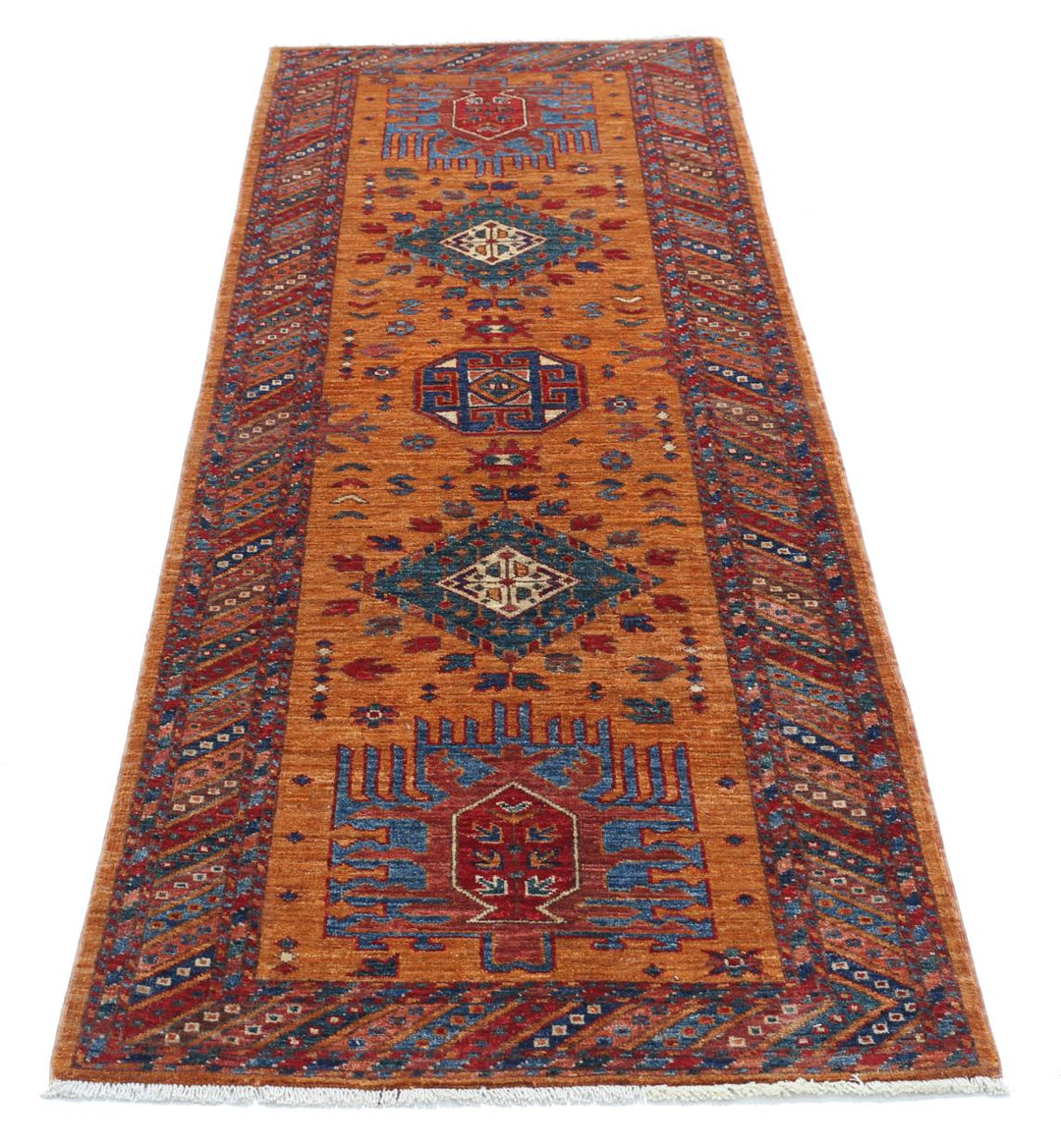 Humna 2’ 7″ x 7’ 2″ - No. AV40719 - ALRUG Rug Store