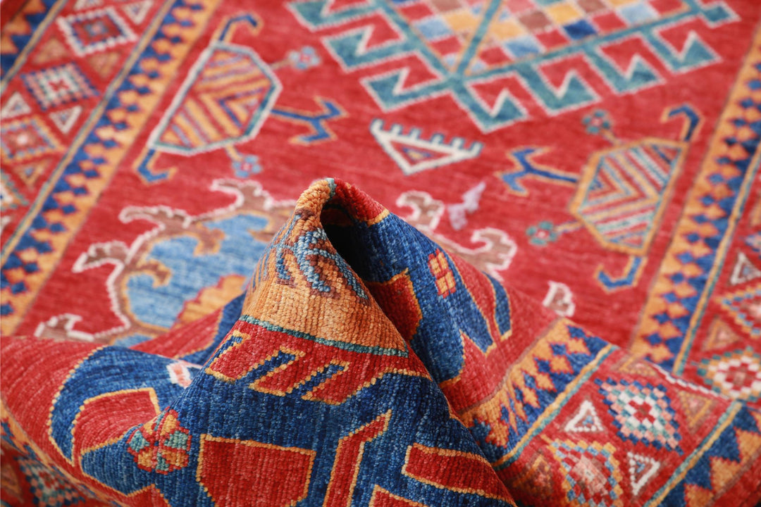 Humna 2’ 9″ x 7’ 11” - No. AV54872 - ALRUG Rug Store