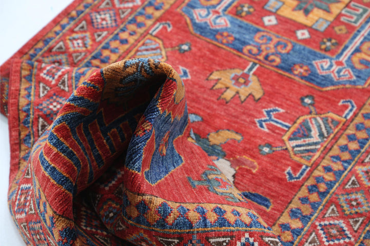 Humna 2’ 7″ x 9’ 6″ - No. AV30024 - ALRUG Rug Store