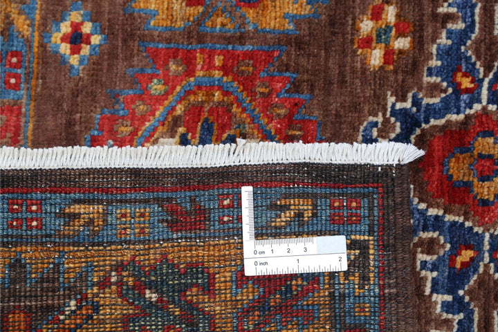 Humna 2’ 11” x 4’ 9″ - No. AV62272 - ALRUG Rug Store