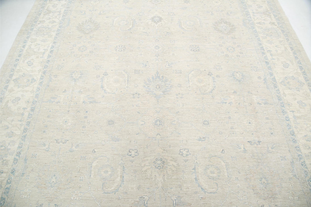 Serenity 8’ 1″ x 9’ 8″ - No. AV33854 - ALRUG Rug Store