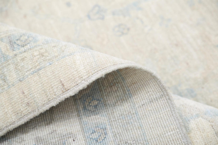 Serenity 8’ 1″ x 9’ 8″ - No. AV33854 - ALRUG Rug Store