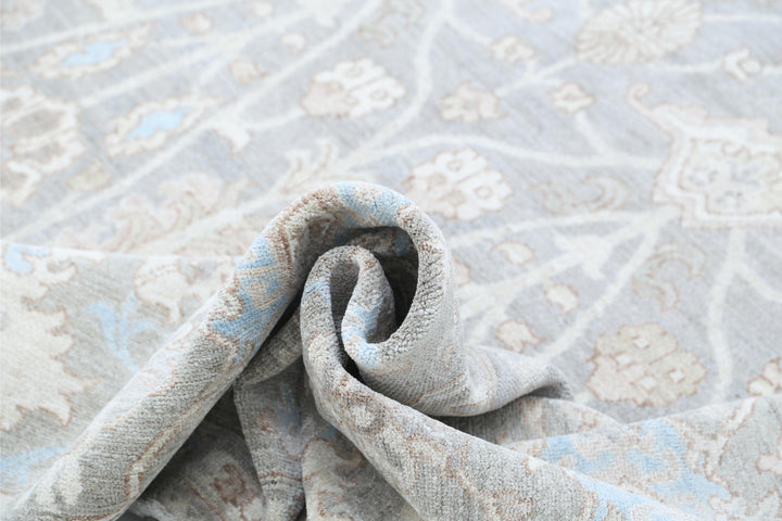 Serenity 7’ 11” x 9’ 9″ - No. AV89828 - ALRUG Rug Store