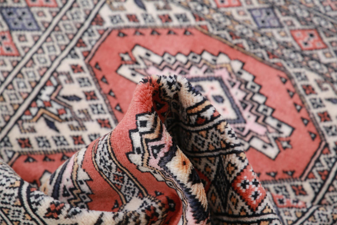 Bokhara 2’ 6″ x 3’ 11” - No. AV65910 - ALRUG Rug Store