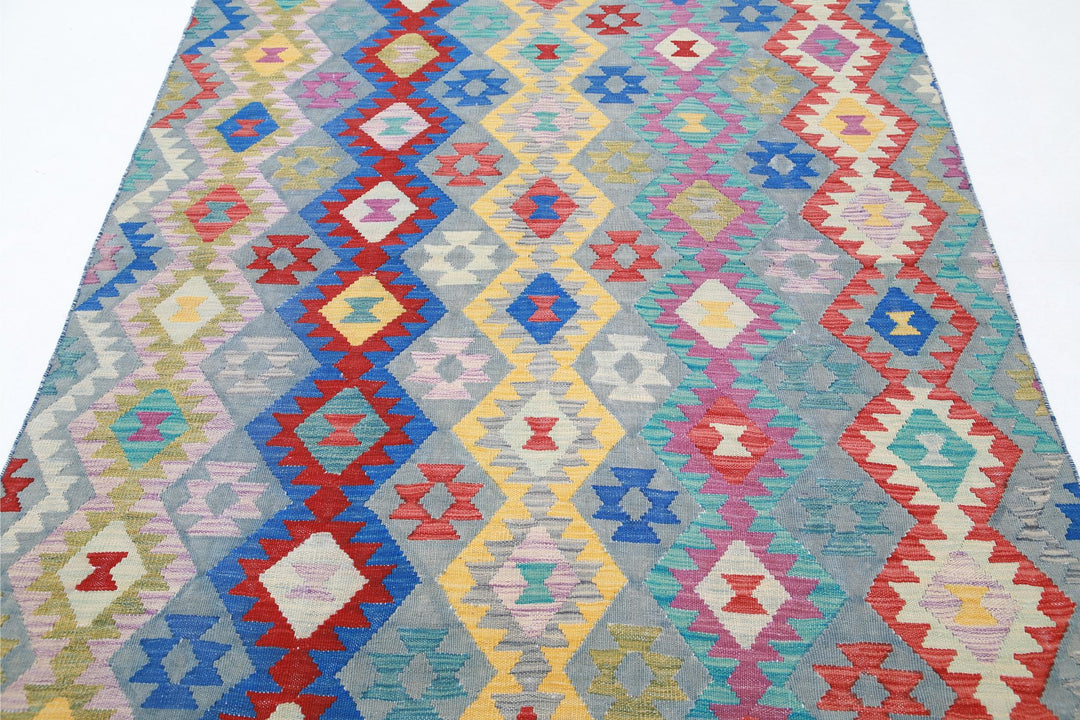 Kilim 5’ 5″ x 7’ 8″ - No. AV97666 - ALRUG Rug Store