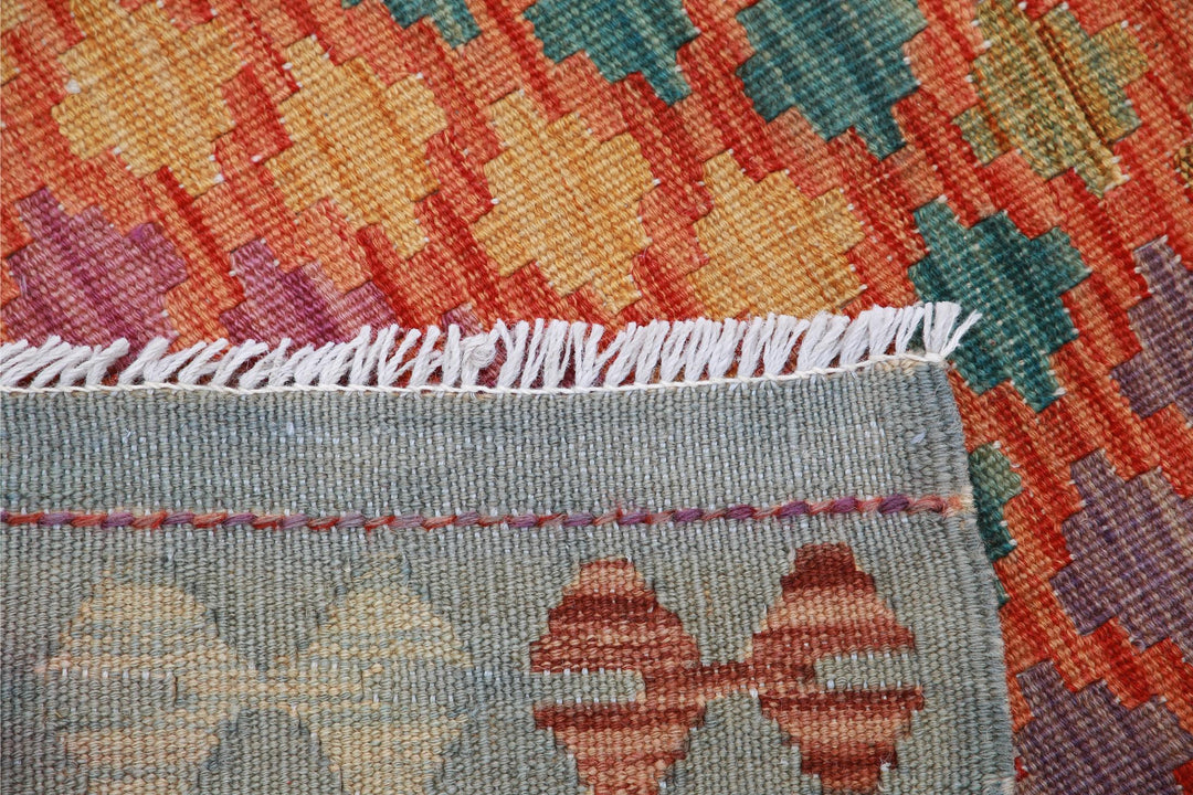 Kilim 2’ 6″ x 4’ 1″ - No. AV81550 - ALRUG Rug Store