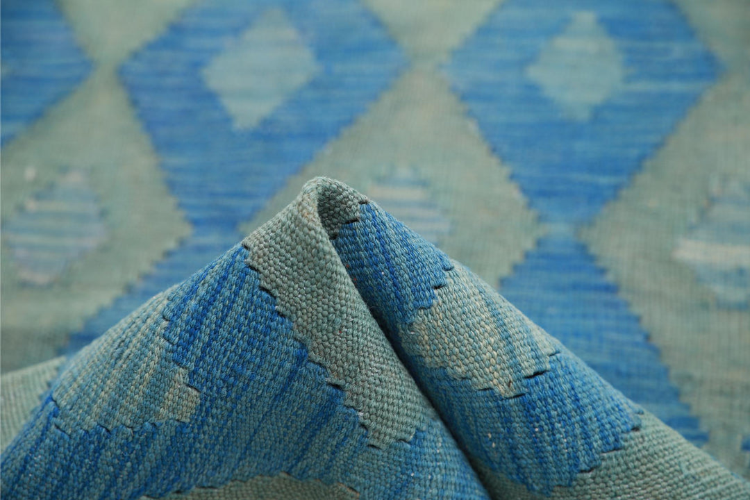 Kilim 2’ 6″ x 4’ 1″ - No. AV15134 - ALRUG Rug Store