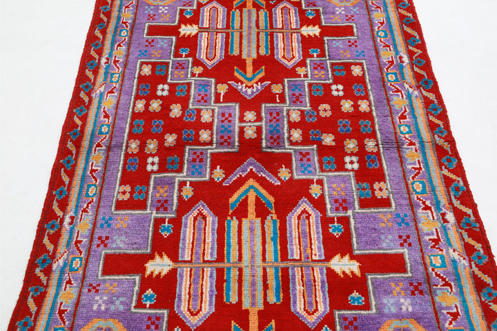 Revival 3’ 11” x 6’ 0″ - No. AV75015 - ALRUG Rug Store