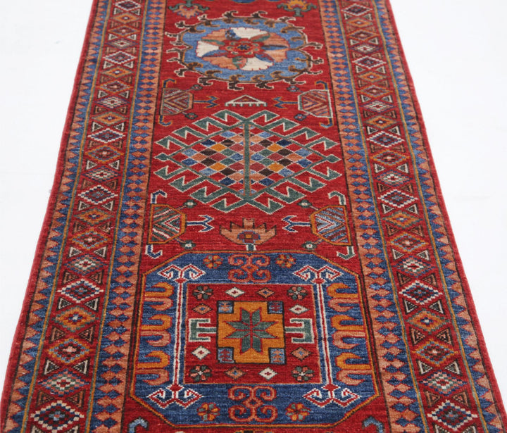 Humna 2’ 8″ x 8’ 2″ - No. AV76244 - ALRUG Rug Store