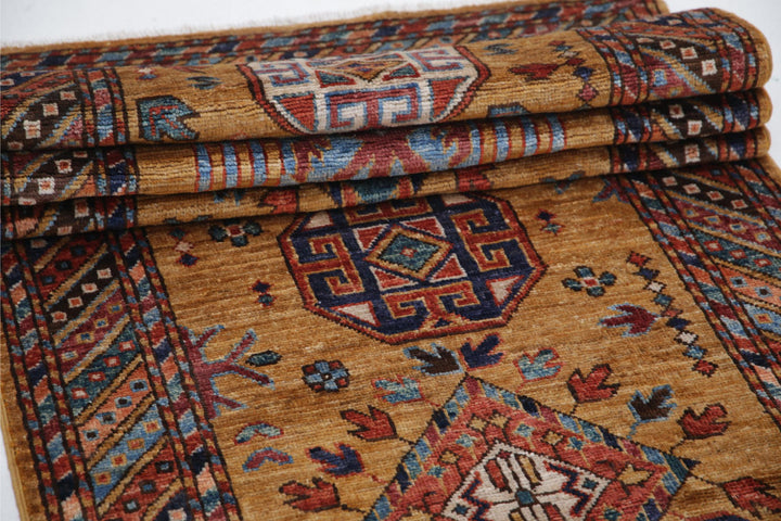 Humna 2’ 8″ x 12’ 3″ - No. AV37779 - ALRUG Rug Store