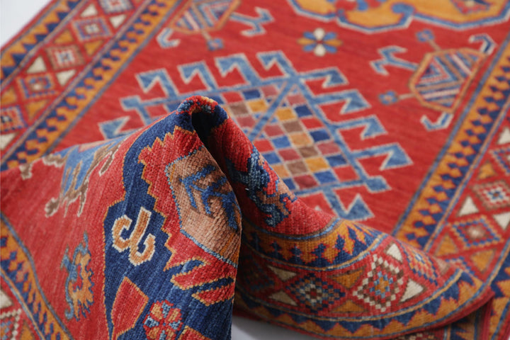 Humna 2’ 9″ x 7’ 5″ - No. AV74703 - ALRUG Rug Store