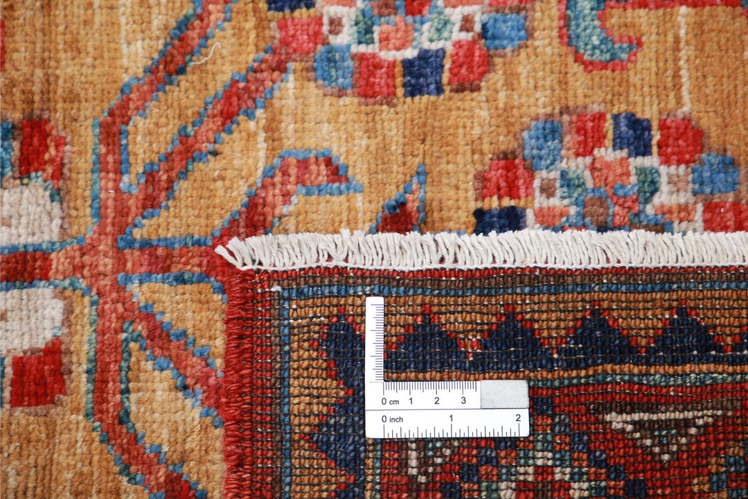 Humna 2’ 11” x 6’ 3″ - No. AV16371 - ALRUG Rug Store