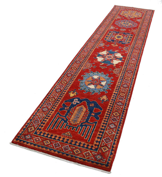 Humna 2’ 7″ x 12’ 3″ - No. AV89215 - ALRUG Rug Store