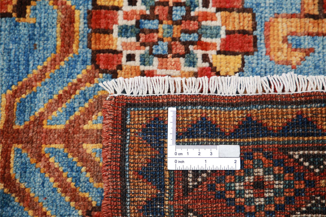 Humna 2’ 9″ x 6’ 6″ - No. AV17945 - ALRUG Rug Store