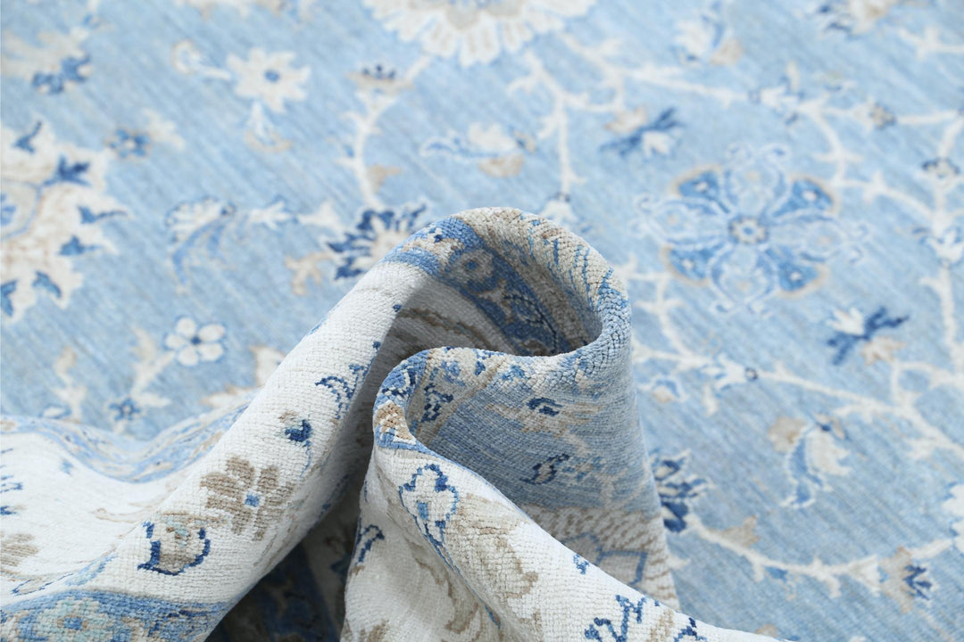 Serenity 8’ 3″ x 9’ 9″ - No. AV48858 - ALRUG Rug Store