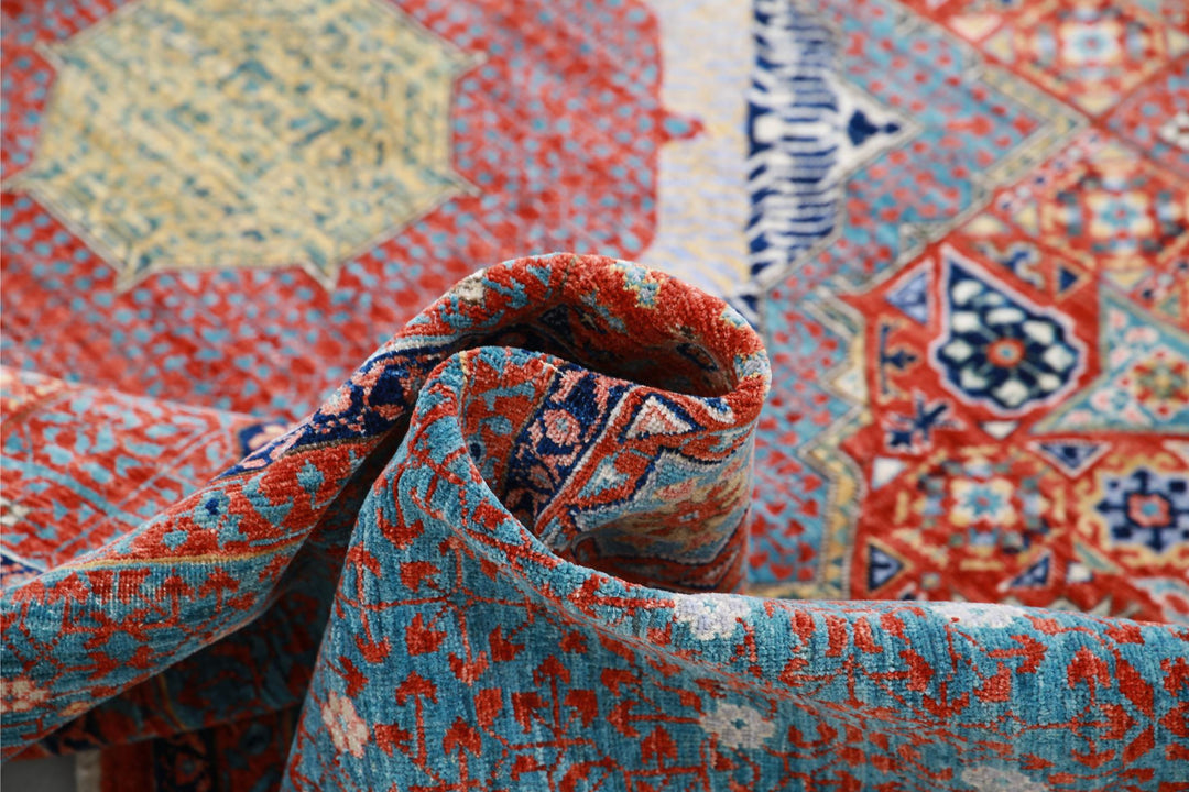 Mamluk 7’ 10” x 9’ 10” - No. AV36220 - ALRUG Rug Store