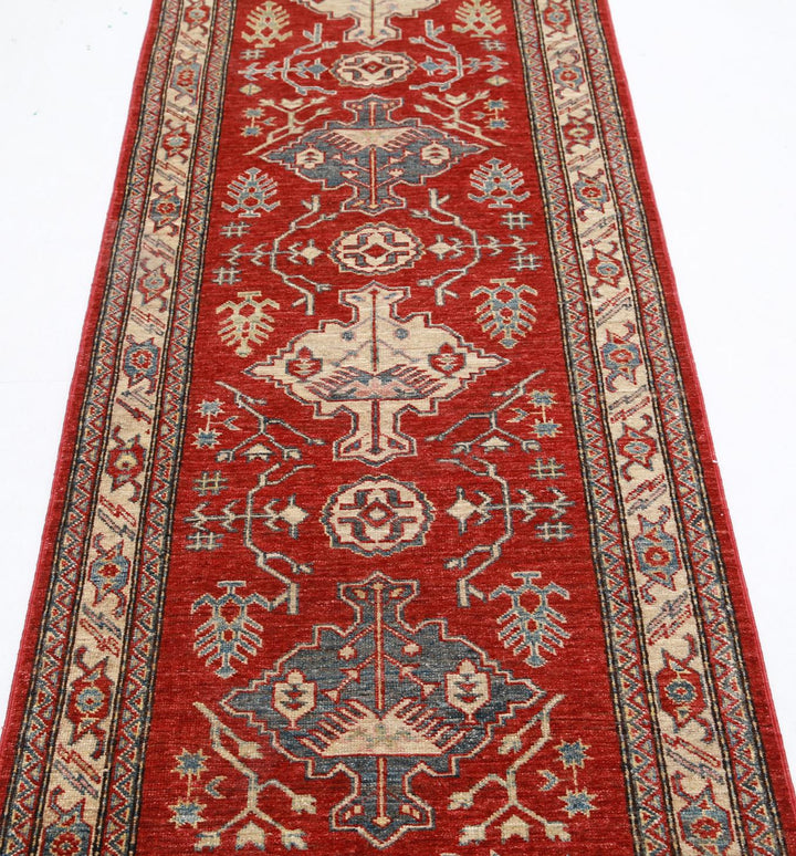 Kazak 2’ 7″ x 8’ 5″ - No. AV91913 - ALRUG Rug Store