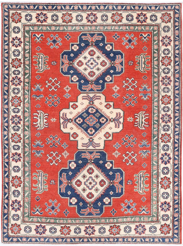 Kazak 4’ 11” x 6’ 6″ - No. AV69664 - ALRUG Rug Store