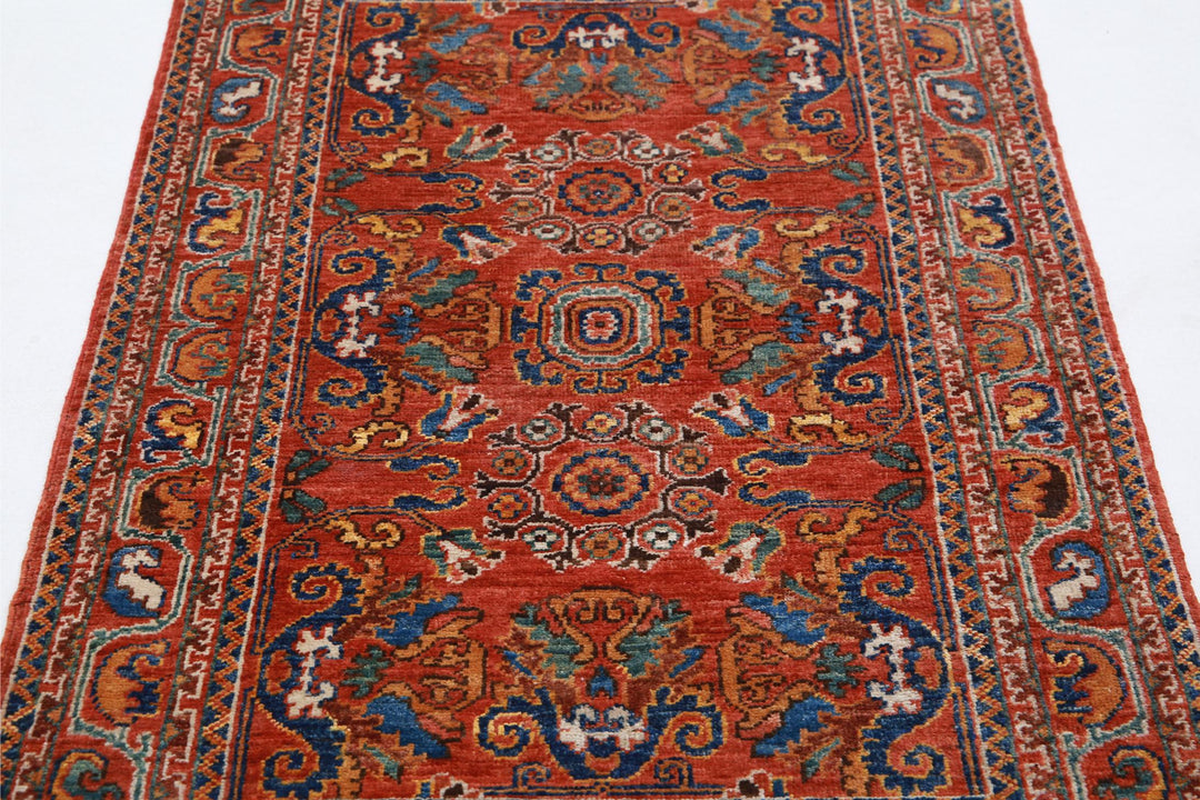 Humna 3’ 1″ x 5’ 2″ - No. AV56255 - ALRUG Rug Store