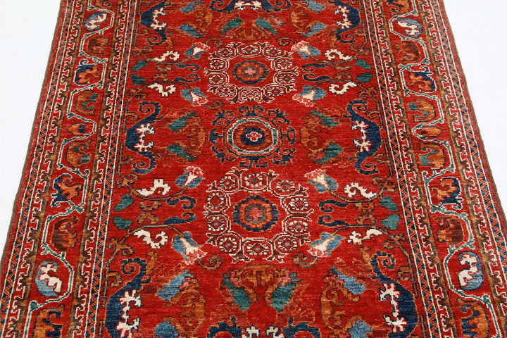 Humna 4’ 1″ x 5’ 10” - No. AV68803 - ALRUG Rug Store