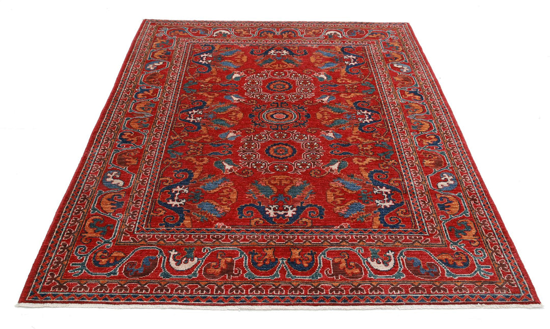 Humna 5’ 2″ x 6’ 11” - No. AV21127 - ALRUG Rug Store
